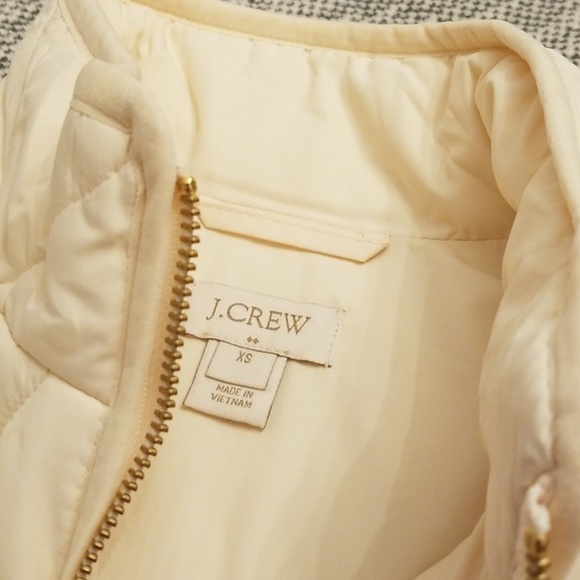 J.Crew mercantile quilted puffer vest. NWOT. XS - Picture 2 of 4